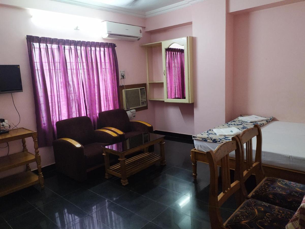 Manjalikulam Tourist Home 特里凡得琅 外观 照片